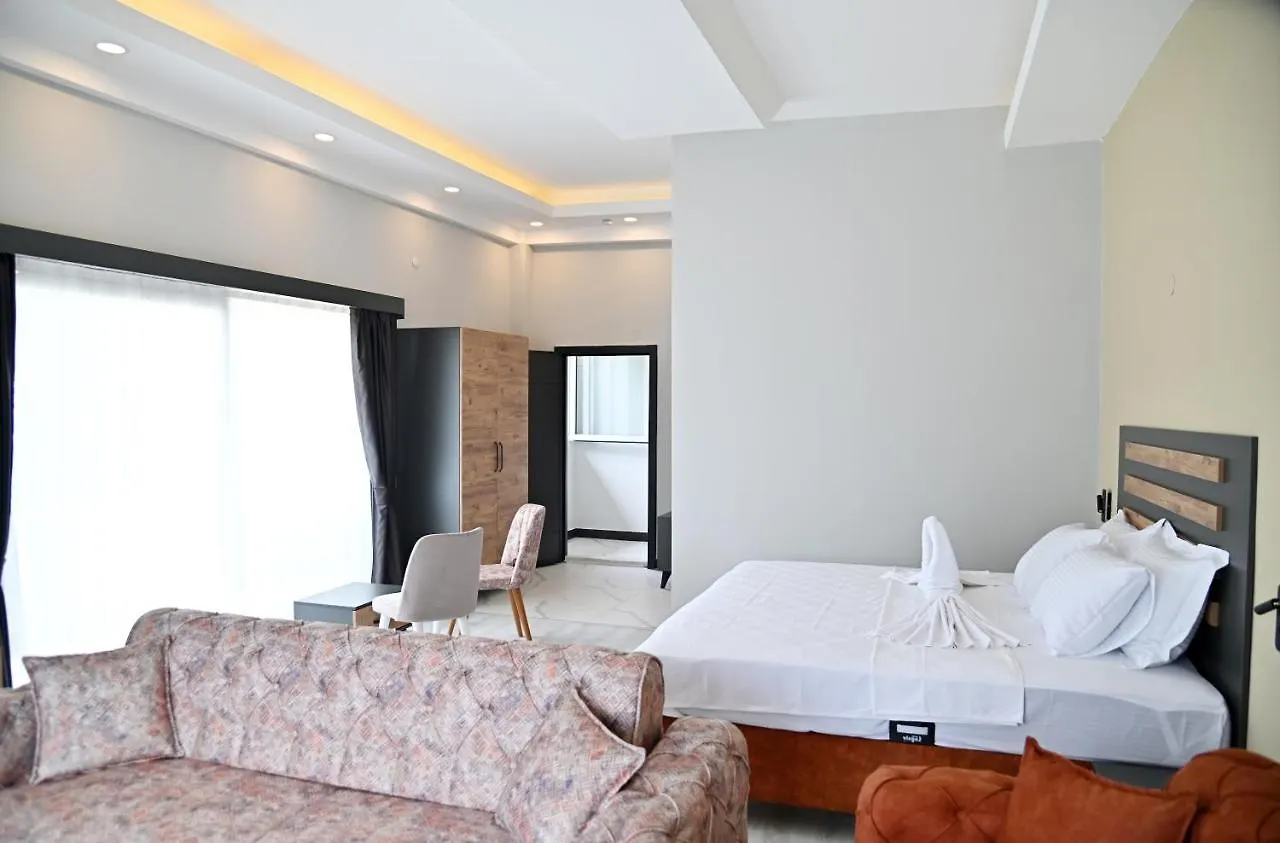 Villa Sevilla 쿠사다시 호텔